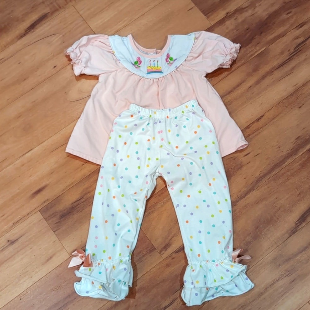 3/$24 Honey bean smocked birthday outfit